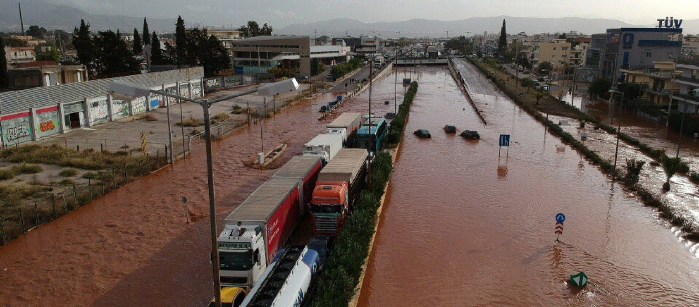 Ανοιχτή και πάλι η Εθνική Οδός Αθηνών Κορίνθου μετά τη φονική πλημμύρα – Κλειστή η παλιά εθνική (φωτό)